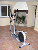 Elliptical trainer